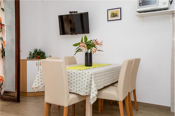 Apartman A2, za 4 osoba/e