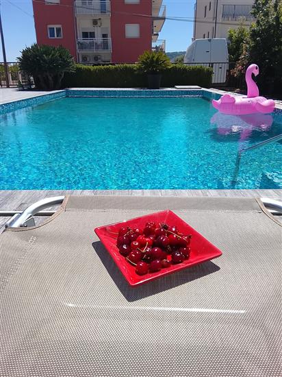 Apartment Lazy Dayz Pool
