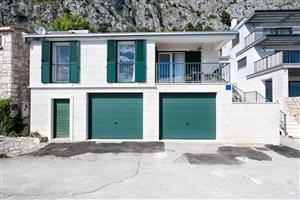House - Omis