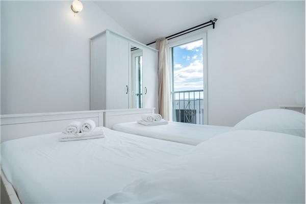 House K1, for 5 persons