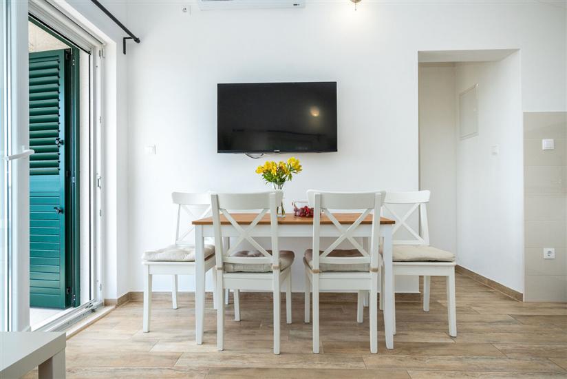 House K1, for 5 persons