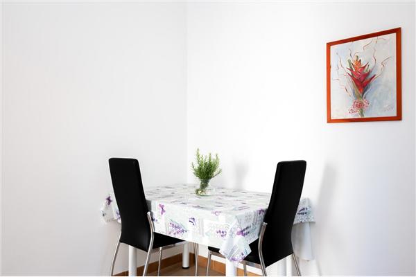 Apartment A2, for 3 persons