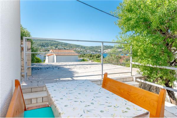 Apartment A2, for 3 persons