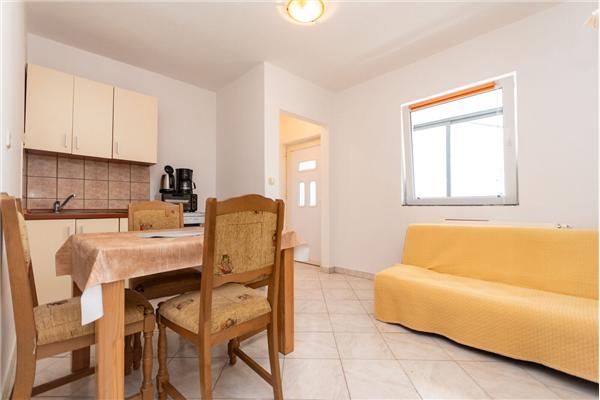 Apartment A2, for 4 persons