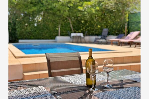 Apartment A1, for 3 persons