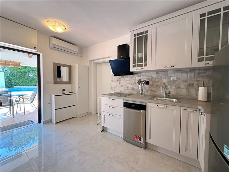Apartment A1, for 3 persons