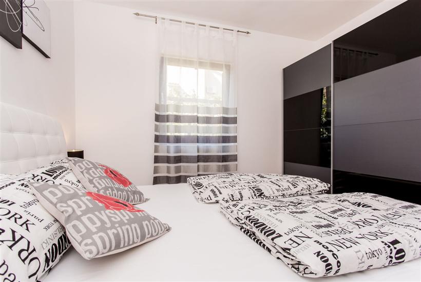 Apartment A2, for 5 persons