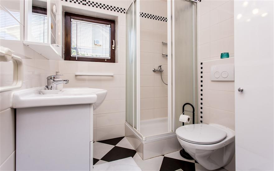 Apartment A2, for 5 persons