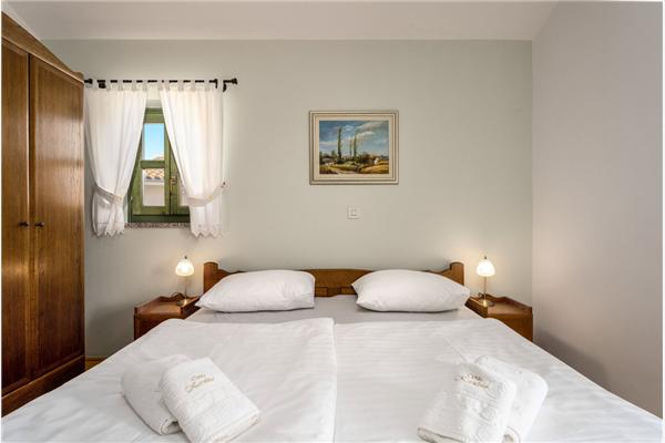 House K1, for 10 persons