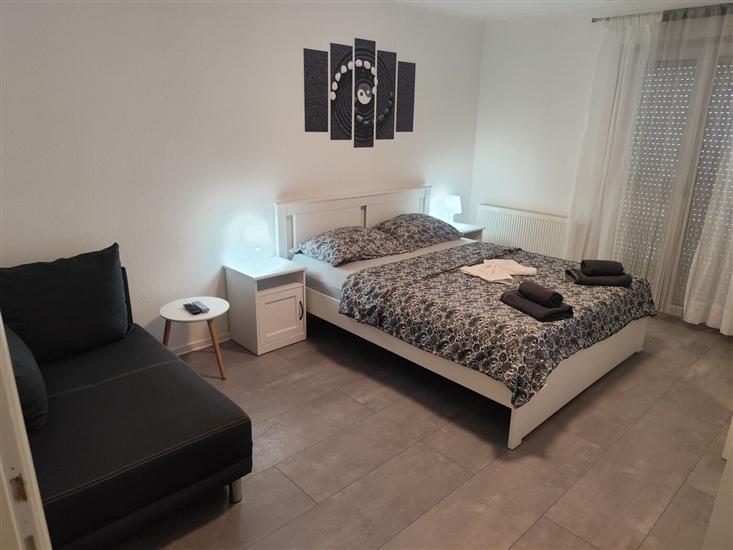 Apartment A2, for 3 persons