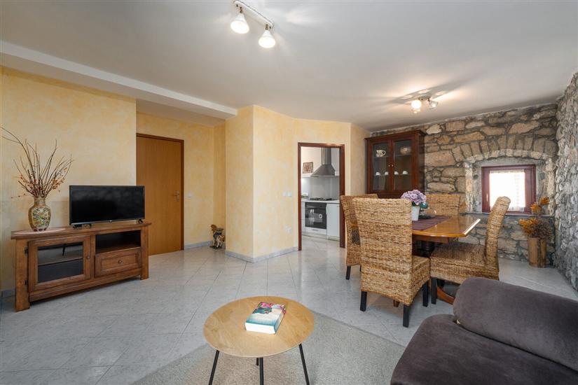 House K1, for 10 persons