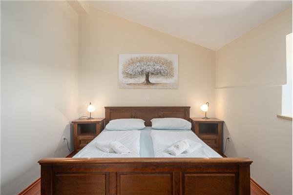 House K1, for 10 persons