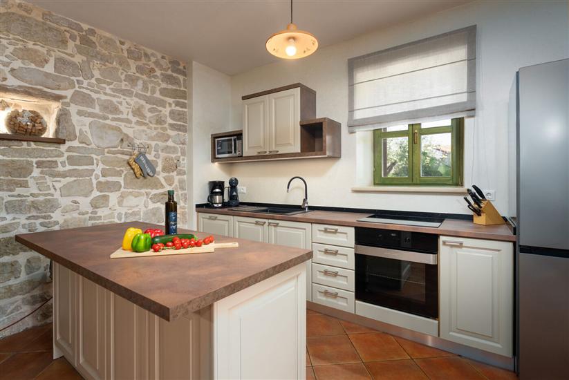 House K1, for 10 persons