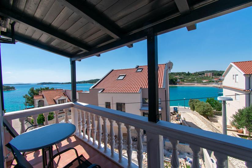 Apartment A1, for 3 persons