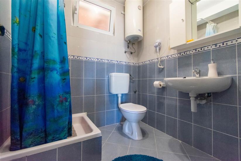 Apartment A2, for 4 persons