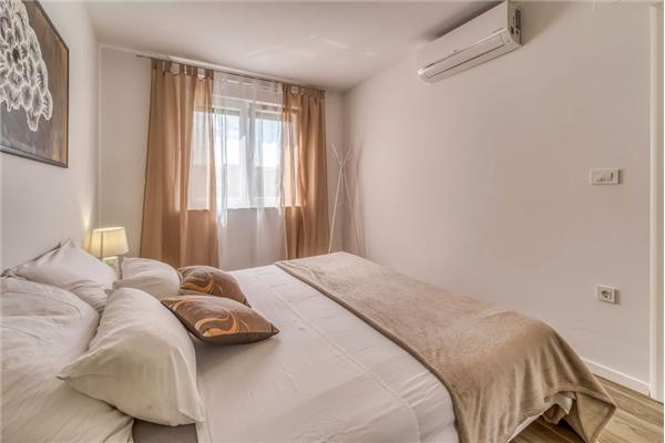 Apartment A1, for 5 persons