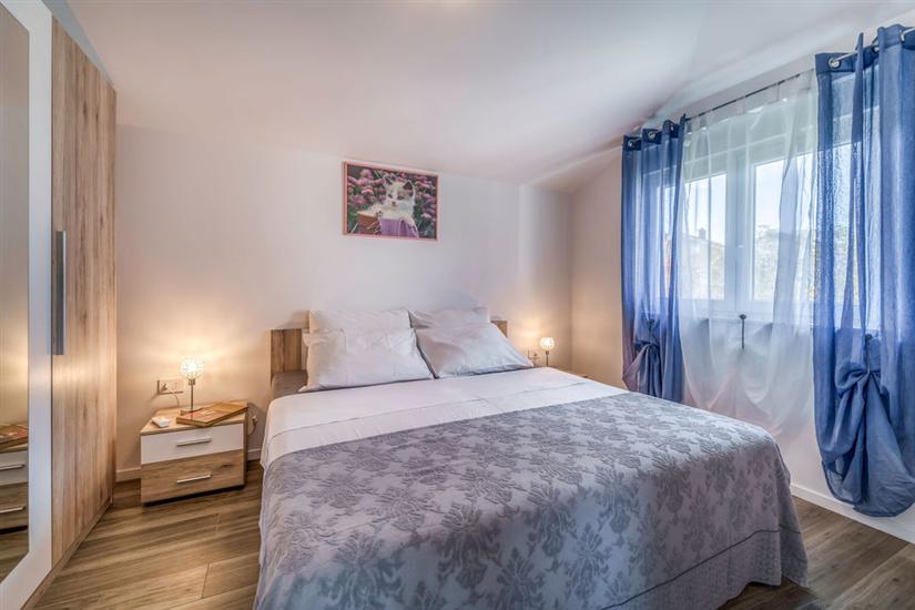 Apartment A2, for 5 persons