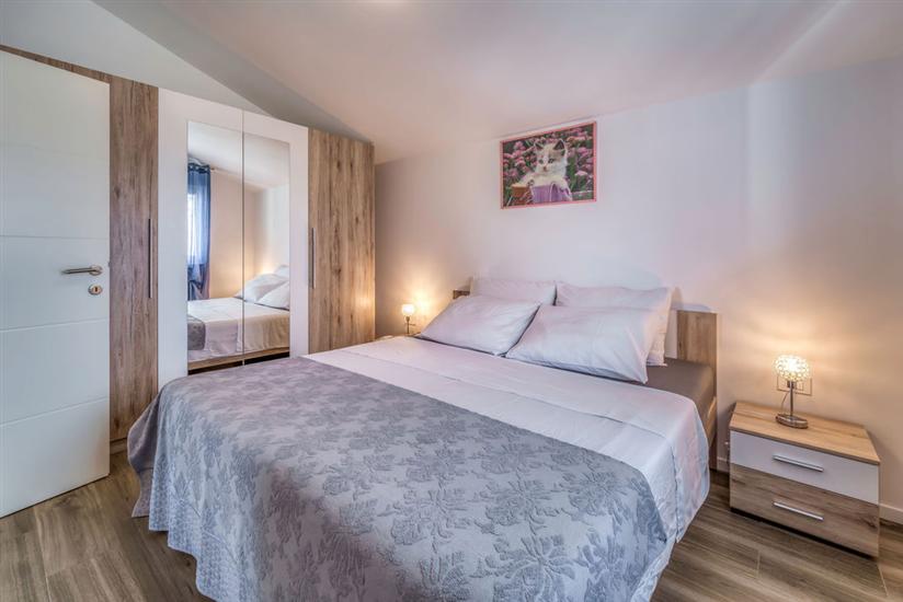 Apartment A2, for 5 persons