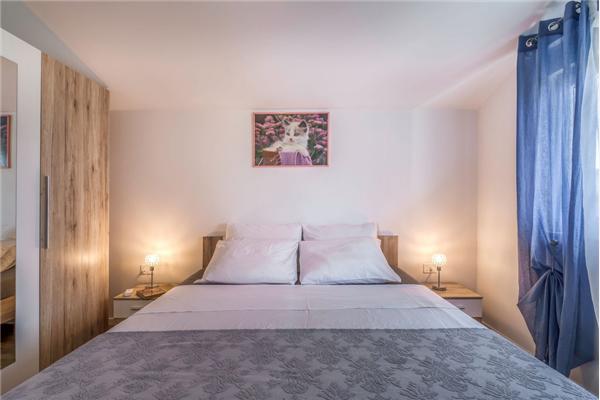 Apartment A2, for 5 persons