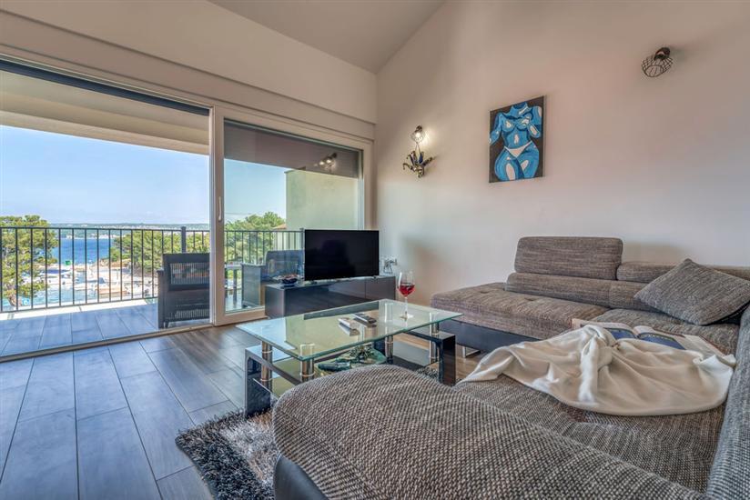 Apartment A2, for 5 persons