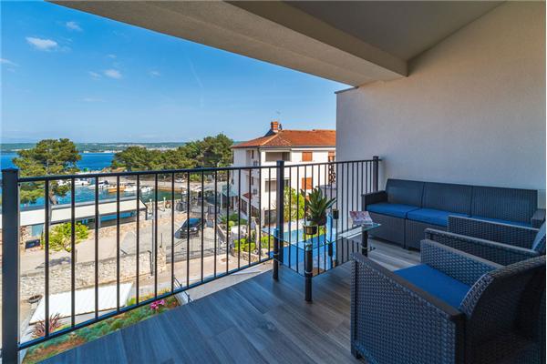 Apartment A2, for 5 persons