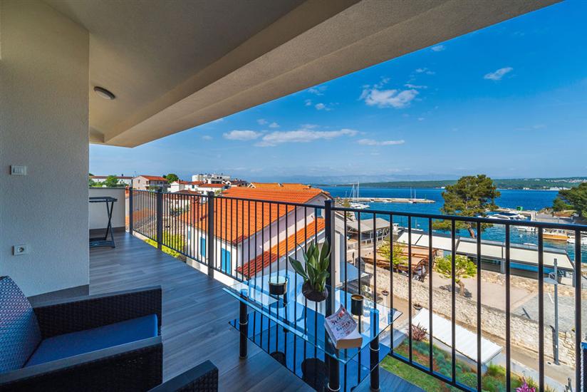 Apartment A2, for 5 persons