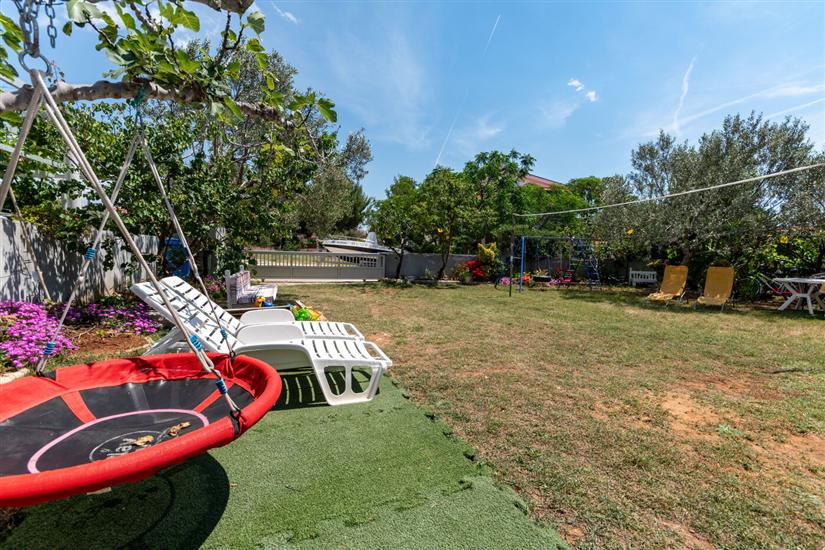 Apartments Slavica near beach