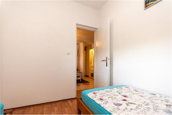 Apartment A4, for 4 persons