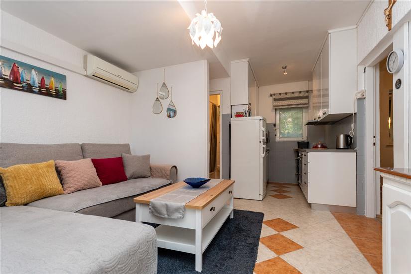 Apartment A4, for 4 persons