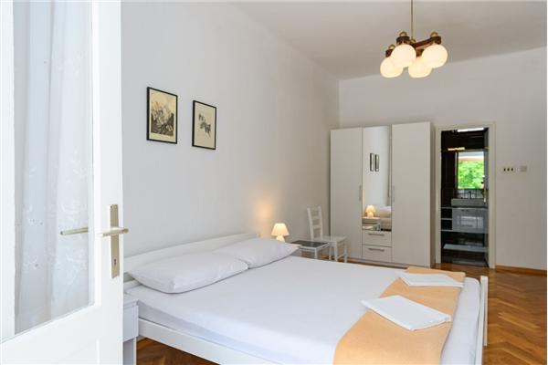 House K1, for 8 persons