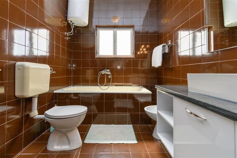 House K1, for 8 persons