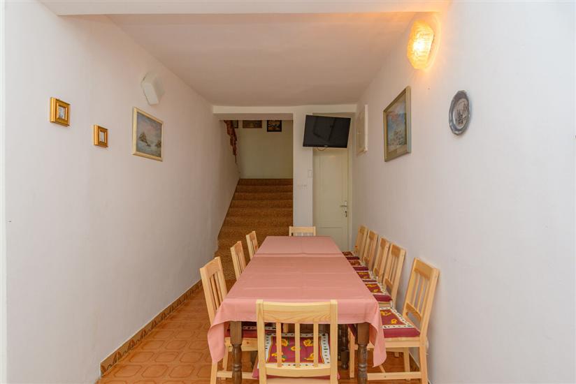 House K1, for 8 persons