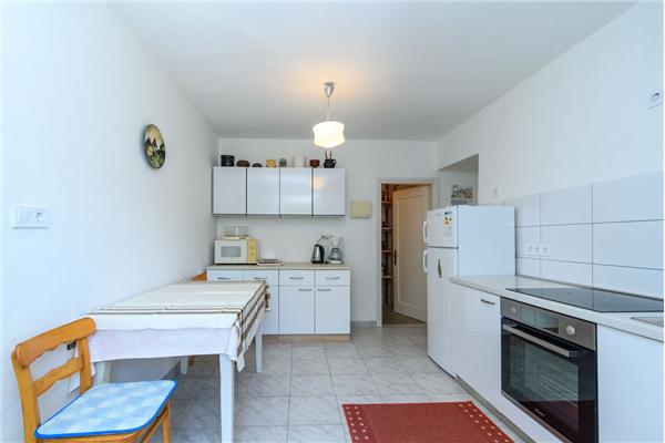 House K1, for 8 persons