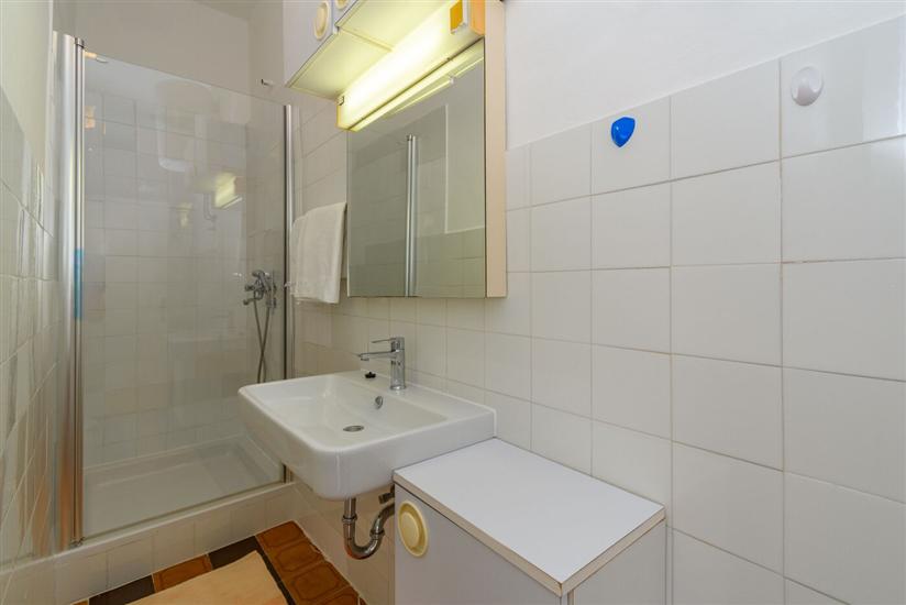 House K1, for 8 persons