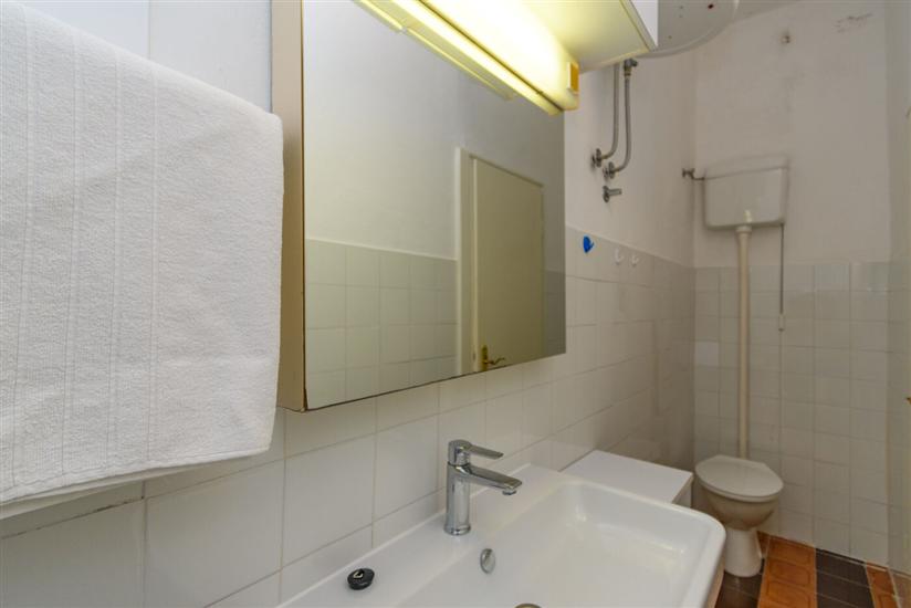 House K1, for 8 persons
