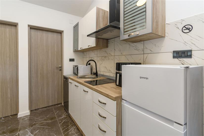 Apartment A1, for 5 persons