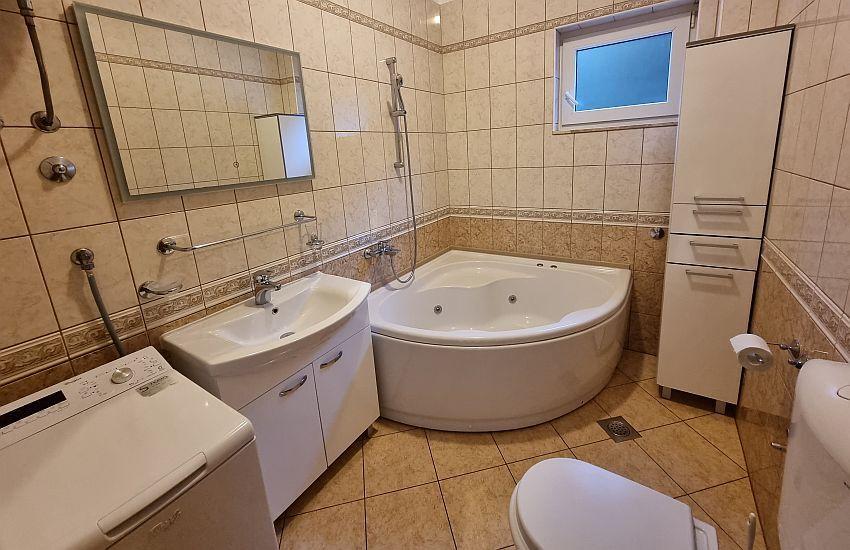 Apartment A6, for 4 persons