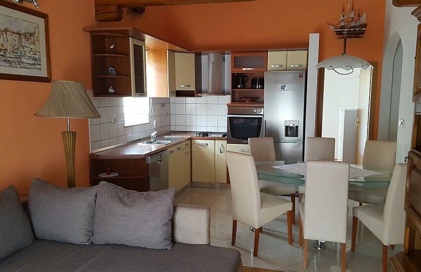 Apartment A6, for 4 persons
