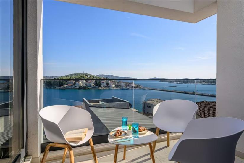 Apartment A2, for 4 persons
