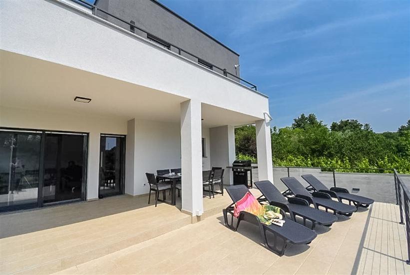 Villa Tara