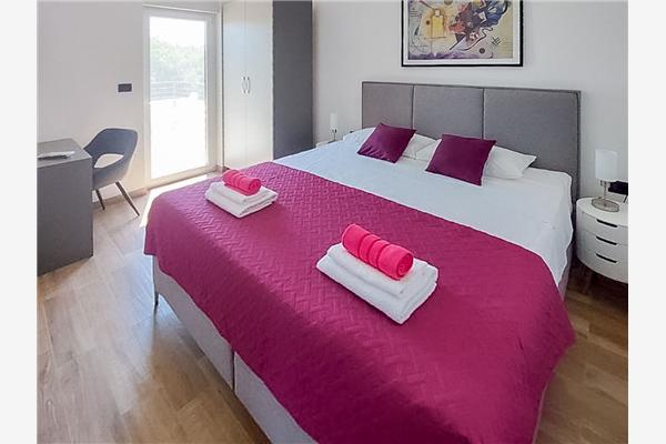 House K1, for 8 persons