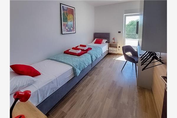 House K1, for 8 persons