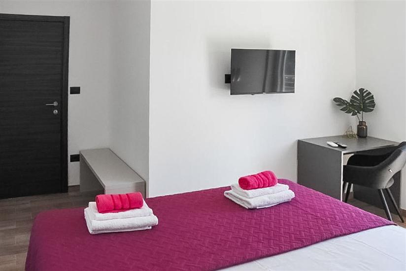 House K1, for 8 persons