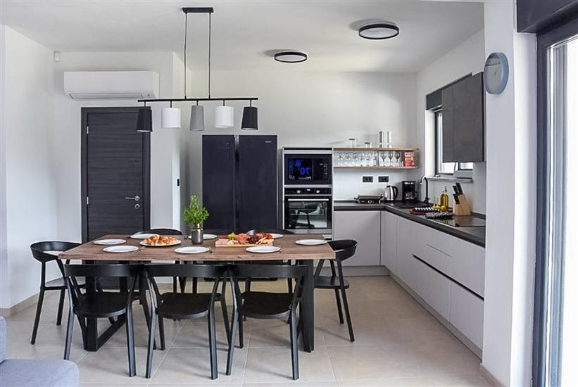 House K1, for 8 persons