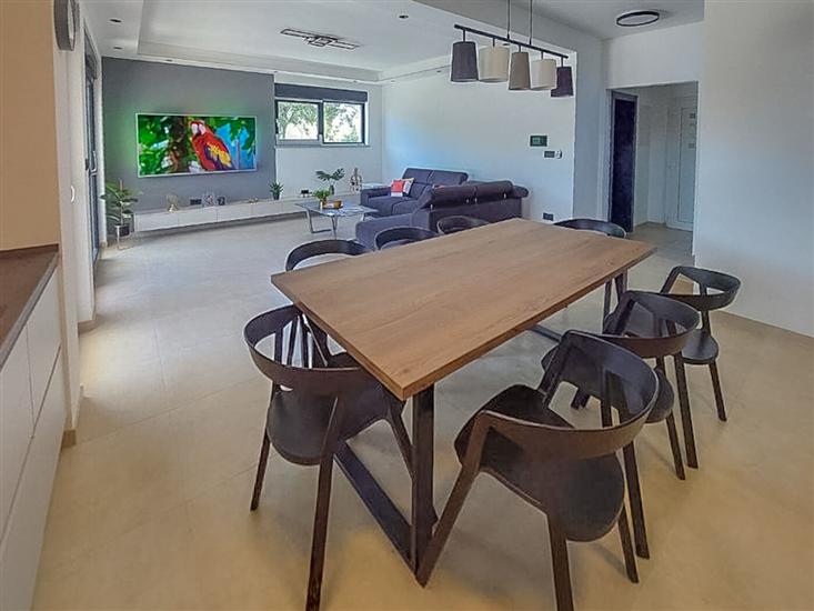 House K1, for 8 persons