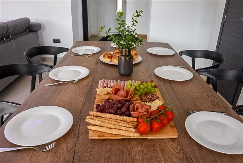 House K1, for 8 persons