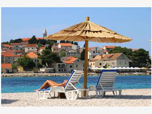 Apartment Primošten Studio Primosten, Size 25.00 m2, Airline distance to town centre 820 m
