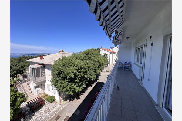 Apartment A1, for 6 persons