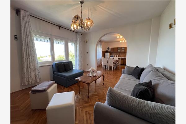 Apartment A1, for 6 persons