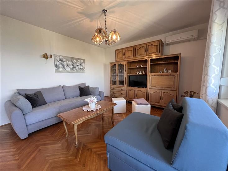 Apartment A1, for 6 persons